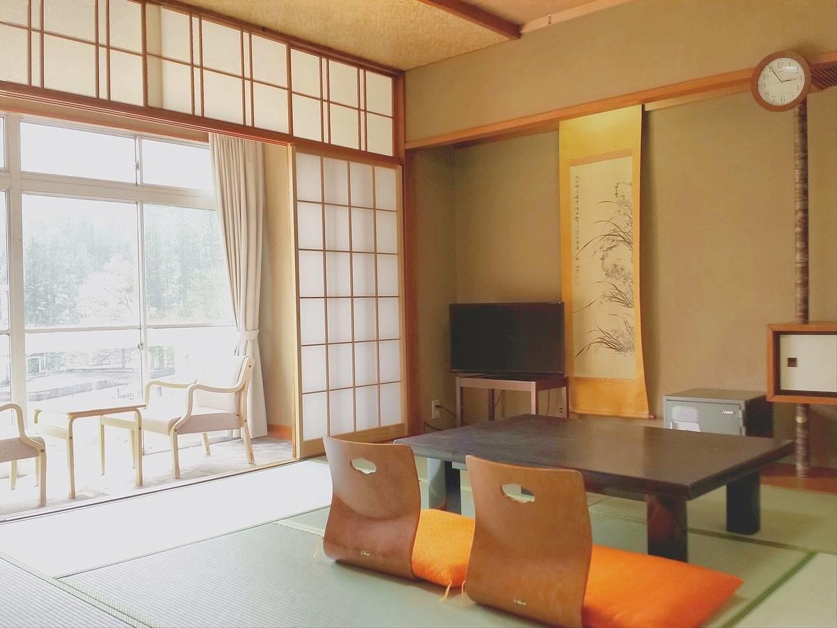 Hotel Yumoto Uonuma Exterior photo